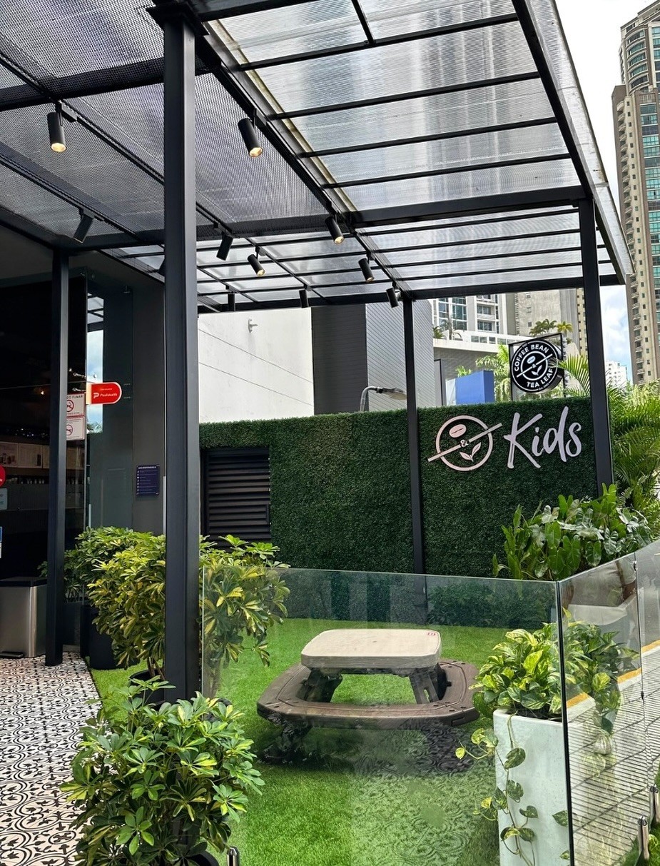 Terraza y estructura ligera publicada por Constructora 3R
